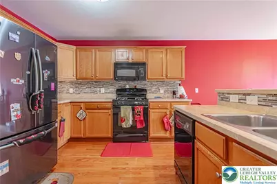 2225 S Dauphin Street, Salisbury Township, PA 18103 - Photo 10