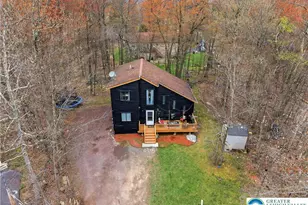 9196 Buttonwood Ct, Coolbaugh Twp, PA 18466 - Photo 2