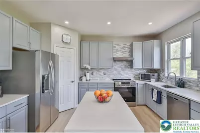 330 Indigo Way, Allentown City, PA 18104 - Photo 30