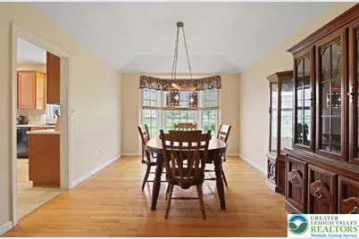 7128 Periwinkle Drive, Lower Macungie Township, PA 18062 - Photo 12