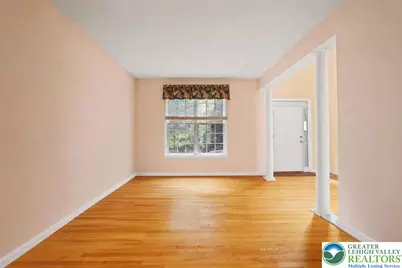 7128 Periwinkle Drive, Lower Macungie Township, PA 18062 - Photo 10