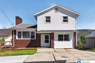 2 E Center St, Nesquehoning Boro, PA 18240 - Photo 1