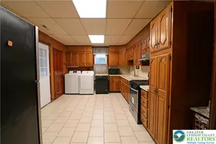 205 Madison Ave, Nazareth Boro, PA 18064 - Photo 8