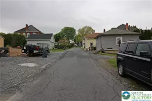 205 Madison Ave, Nazareth Boro, PA 18064 - Photo 36