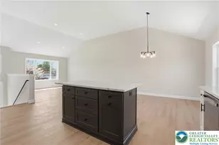 2905 Roosevelt St, Bethlehem Township, PA 18020 - Photo 10