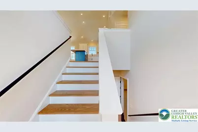 2905 Roosevelt Street, Bethlehem Township, PA 18020 - Photo 6