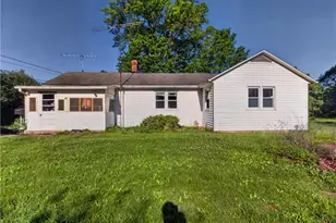205 E Mill St, Quakertown Boro, PA 18951 - Photo 2