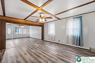 18 S Lehigh Street, Tamaqua, PA 18252 - Photo 4
