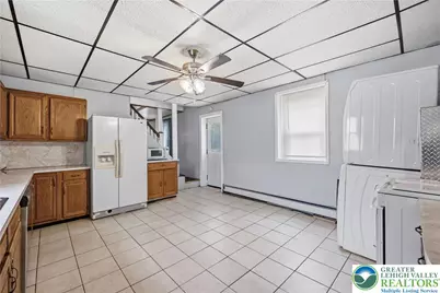 18 S Lehigh Street, Tamaqua, PA 18252 - Photo 8