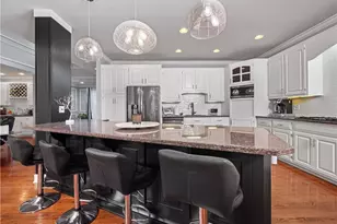 4450 Pond View Ct, Bethlehem Township, PA 18020 - Photo 16