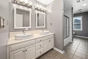 4450 Pond View Ct, Bethlehem Township, PA 18020 - Photo 50