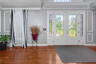 4450 Pond View Ct, Bethlehem Township, PA 18020 - Photo 6