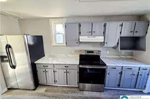 528 N 6th St, Allentown City, PA 18102 - Photo 2