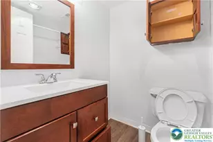 1547 Creekside Rd, Whitehall Township, PA 18052 - Photo 10