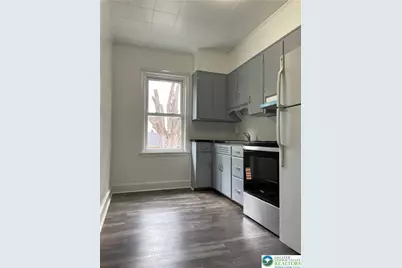 137 S 17th Street, Wilson Boro, PA 18042 - Photo 8