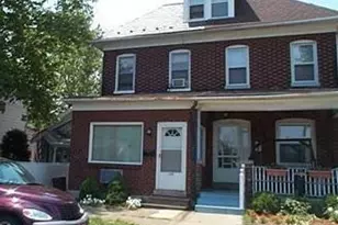 137 S 17th St, Wilson Boro, PA 18042 - Photo 1