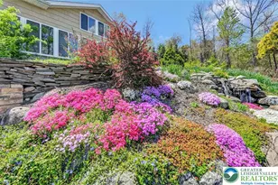 1284 Burger Hollow Rd, Chestnuthill Twp, PA 18330 - Photo 10