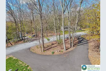 138 Darcy Drive, Chestnuthill Twp, PA 18353 - Photo 6