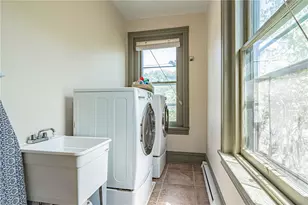 135 E Wall St, Bethlehem City, PA 18018 - Photo 30