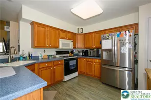 384 5th St, Northampton Boro, PA 18067 - Photo 4