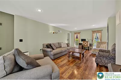 18 Lenape Trail, Upper Mt Bethel Twp, PA 18343 - Photo 10