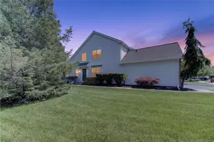224 Park Ridge Dr, Forks Twp, PA 18040 - Photo 36