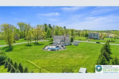 2255 Redwood Drive, North Whitehall Township, PA 18080 - Photo 2