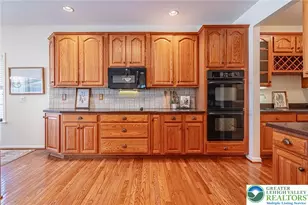 5010 Valley Stream Ln, Lower Macungie Township, PA 18062 - Photo 18