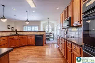 5010 Valley Stream Ln, Lower Macungie Township, PA 18062 - Photo 14