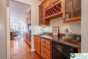 5010 Valley Stream Ln, Lower Macungie Township, PA 18062 - Photo 10