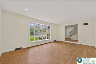 1800 Eastman Ave, Bethlehem City, PA 18018 - Photo 8