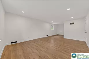 1800 Eastman Ave, Bethlehem City, PA 18018 - Photo 30