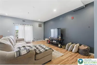 623 Walnut Avenue #A2, Easton, PA 18042 - Photo 2