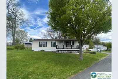 6 Ahearn Drive, Upper Mt Bethel Twp, PA 18343 - Photo 2