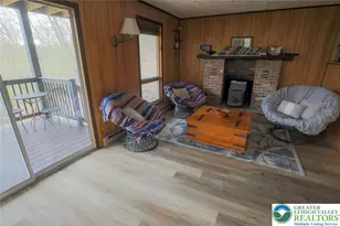 207 Bunsen Ct, Middle Smithfield, PA 18302 - Photo 8