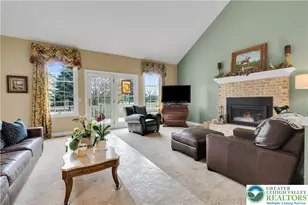 1860 Rosewood Dr, Hanover Twp, PA 18017 - Photo 12