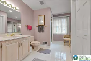 1860 Rosewood Dr, Hanover Twp, PA 18017 - Photo 32