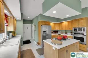 1860 Rosewood Dr, Hanover Twp, PA 18017 - Photo 10