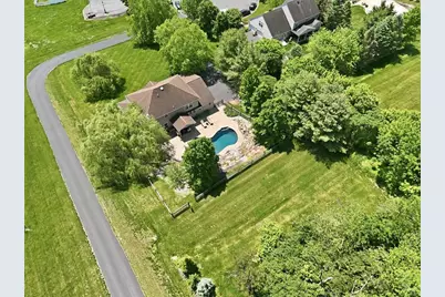 569 Deerfield Dr, Upper Nazareth, PA 18064 - Photo 80
