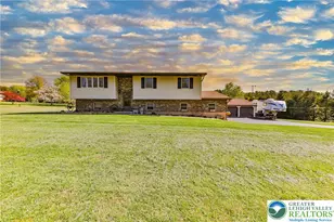 1040 Stagecoach Rd, Towamensing Twp, PA 18235 - Photo 2
