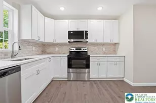 451 S Walnut St, Slatington Boro, PA 18080 - Photo 4