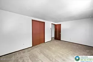 6061 Decker Rd, Bushkill, PA 18324 - Photo 14