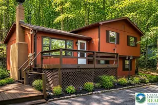 6061 Decker Rd, Bushkill, PA 18324 - Photo 2