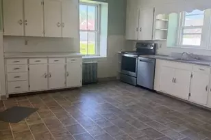 639 Main St, Bally Boro, PA 19503 - Photo 6