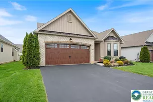 3501 Treeview Dr, Emmaus Boro, PA 18049 - Photo 2