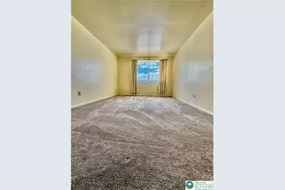 2815 Whitemarsh Place, Lower Macungie Township, PA 18062 - Photo 10