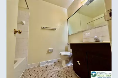 2815 Whitemarsh Place, Lower Macungie Township, PA 18062 - Photo 14