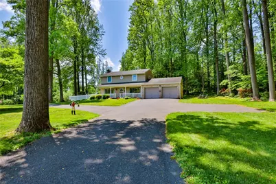 5662 Oak Lane, Lower Milford Township, PA 18092 - Photo 4