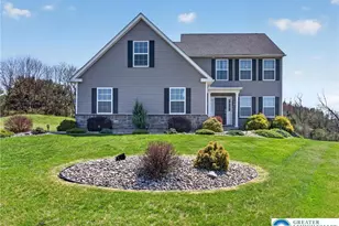 6223 Jenna Ct, Washington Township, PA 18080 - Photo 2