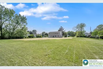 2840 Jacksonville Road, Bethlehem City, PA 18017 - Photo 4